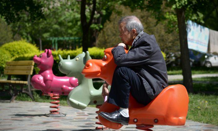 China Just Backtracked on Its Promise to Take Care of Elderly One-Child Parents