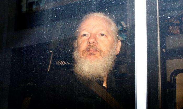 Sweden Reopens Assange Rape Investigation, to Seek Extradition