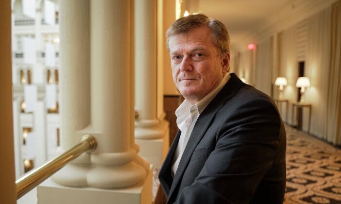 Patrick Byrne Claims ‘Fake Ballots’ Found in Georgia County