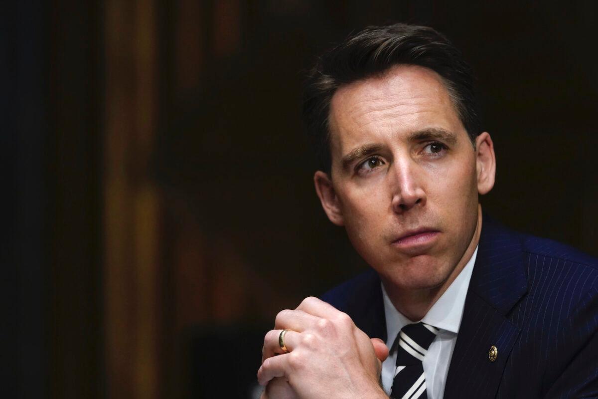 Sen. Josh Hawley (R-Mo.) at a Senate hearing on Capitol Hill in Washington on July 28, 2020. (Drew Angerer/Getty Images)