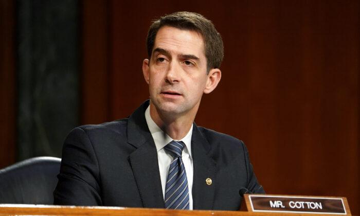 Sen. Cotton Accuses Democrats of ‘Blackmail’ Over Supreme Court Packing Threats