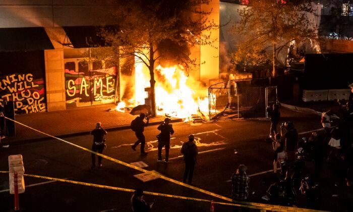 Riots Erupt Across US in Wake of Police Shootings
