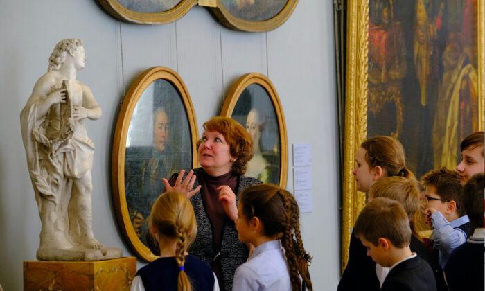 Teaching Children History: Q&A With John De Gree, Founder of The Classical Historian