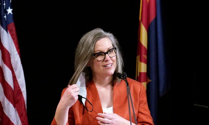 Arizona’s Top Elections Official Tells Maricopa County to Get New Election Machines