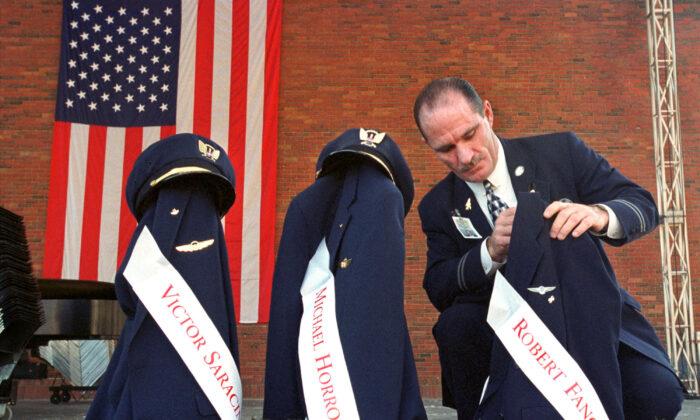 Man Honors 9/11 Crews With Boston-New York Drink Cart Push