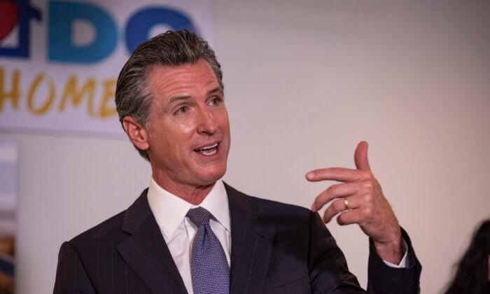 Officials React to Newsom, Garcetti Maskless at NFC Championship Game