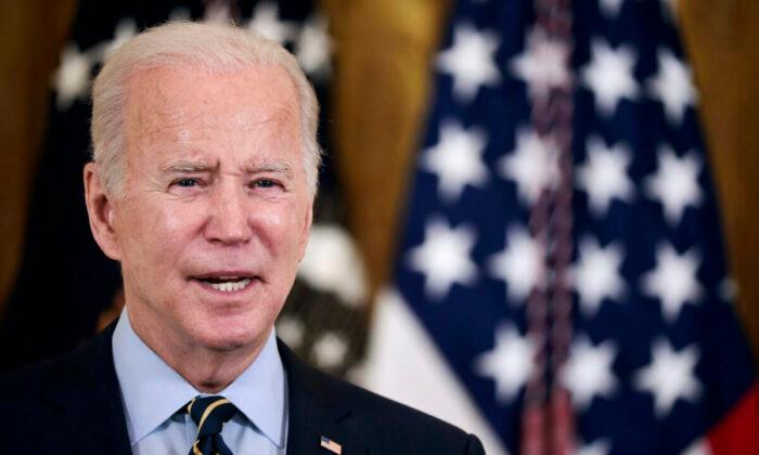 Biden’s COVID-19 Vaccine Mandate for Federal Contractors Now Blocked Nationwide