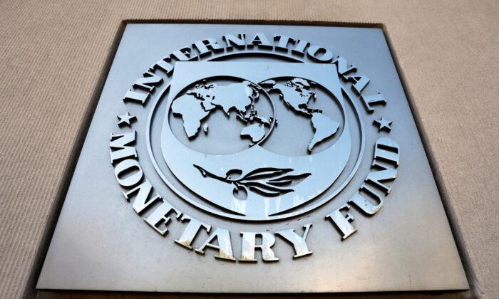 Global Debt Projected to Reach 100 Percent of GDP: IMF