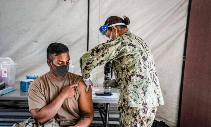 Pentagon’s Handling of Vaccine Mandate Will Result in ‘Massive Readiness Crash,’ Navy Commander Warns