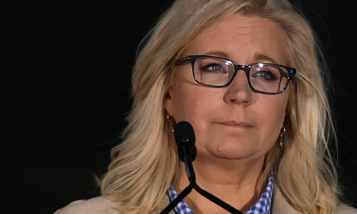 ‘I Would Not Vote for J.D. Vance,’ Liz Cheney Tells Ohio Audience