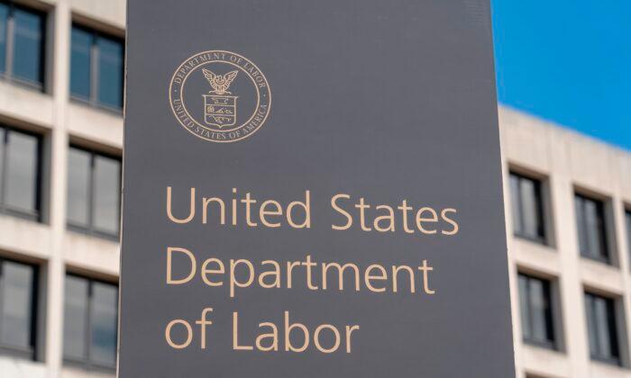 Government Watchdog Investigates ‘Conflicts of Interest’ in Lawsuit Against Labor Department