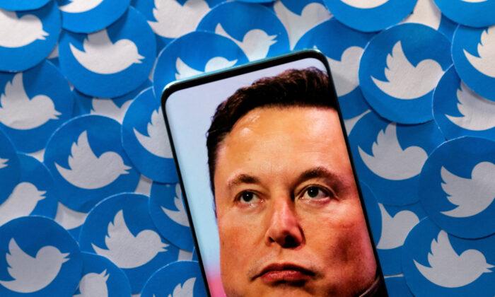 Elon Musk Says New York Times Report on Avoiding Payouts to Twitter Employees Is ‘False’