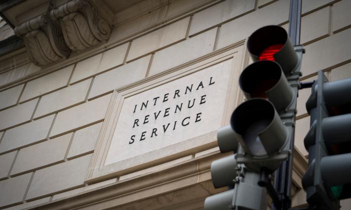 IRS Warns Taxpayers to Adjust Withholding Now or Face a Surprise Later