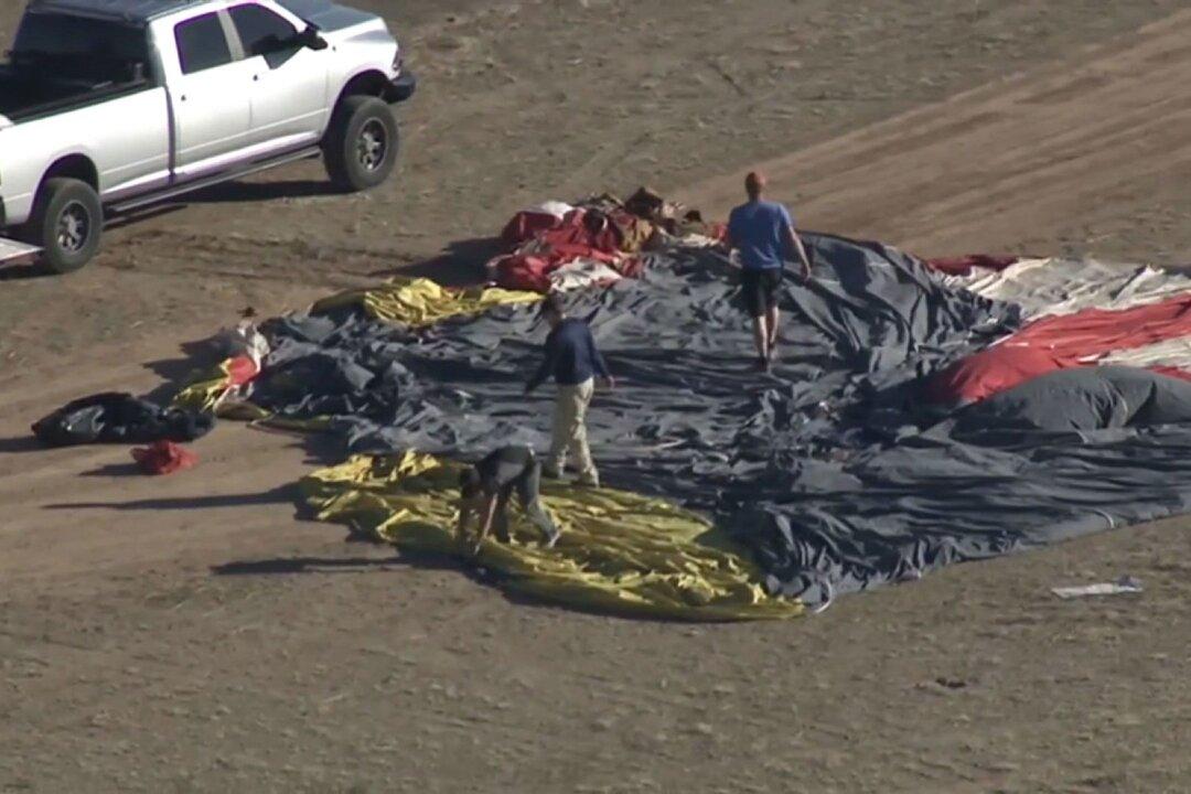 Air Ambulance Crew Administered Drug to Hot Air Balloon Pilot After Crash That Killed 4, Report Says