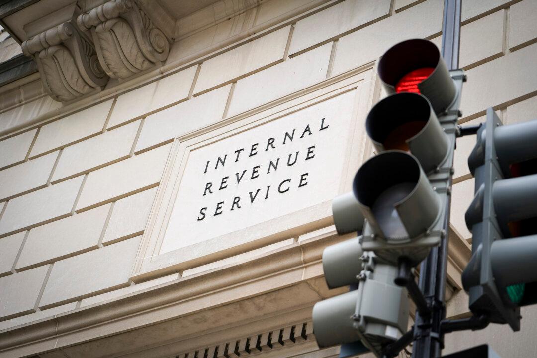 IRS Announces Tax Refund Increase as It Rakes in Near-Record $4.7 Trillion From Taxpayers