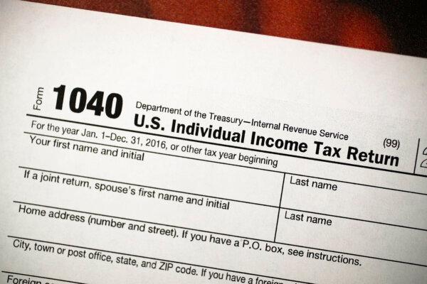 IRS: Fewer Americans Are Getting Refunds This Year