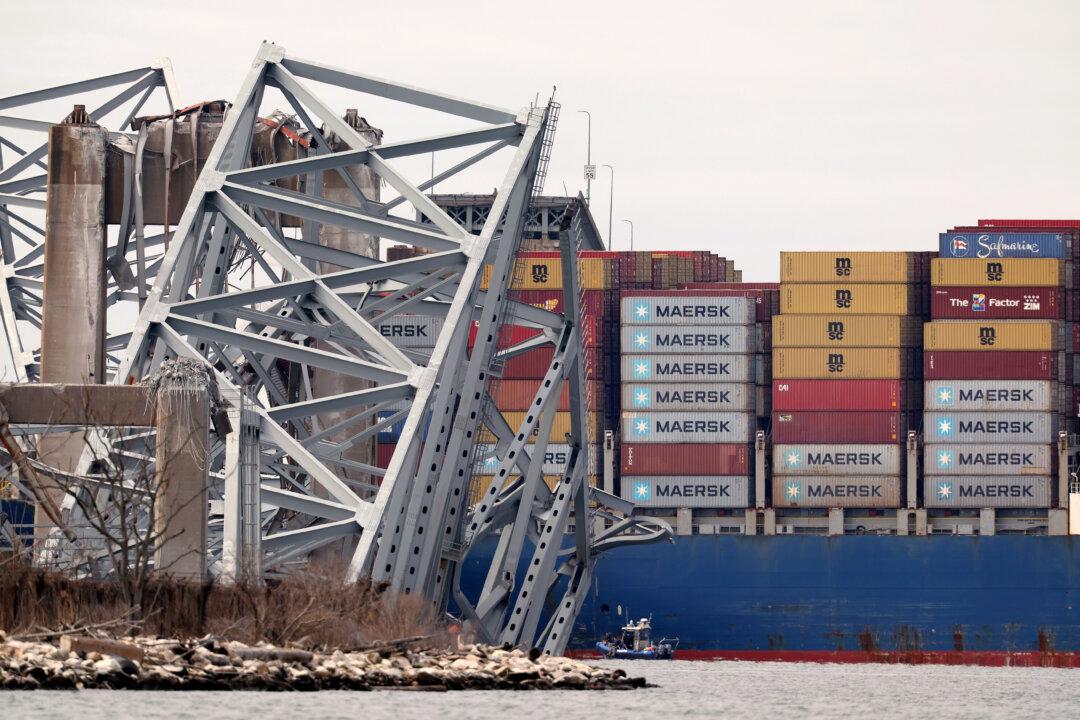 Army Corps of Engineers Deploying Over 1,100 Personnel After Baltimore Bridge Collapse