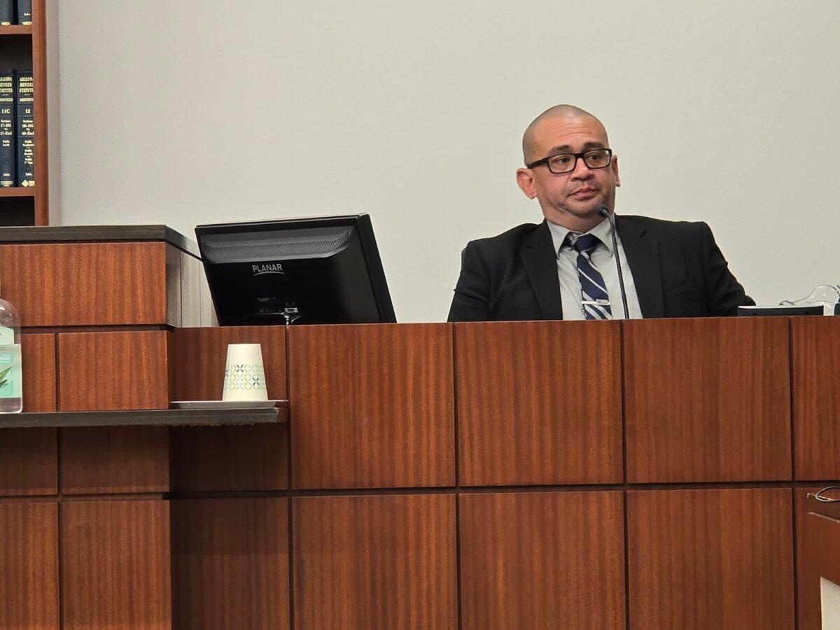 Santa Cruz County Sheriff's Office Detective Jorge Ainza waits to give testimony in Superior Court on April 12, 2024. (Allan Stein/The Epoch Times)