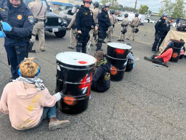 Here’s Why It Took 5 Hours to Clear Pro-Palestinian Protesters on the Golden Gate Bridge