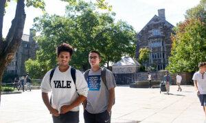 Police Crack Down on Pro-Palestinian Protests at Yale