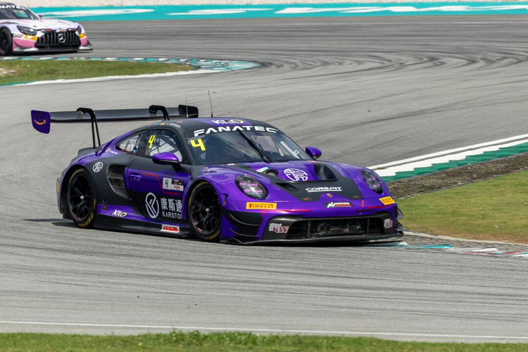 Asia Series of the Fanatec 2024 GT World Challenge Kicks Off in Malaysia