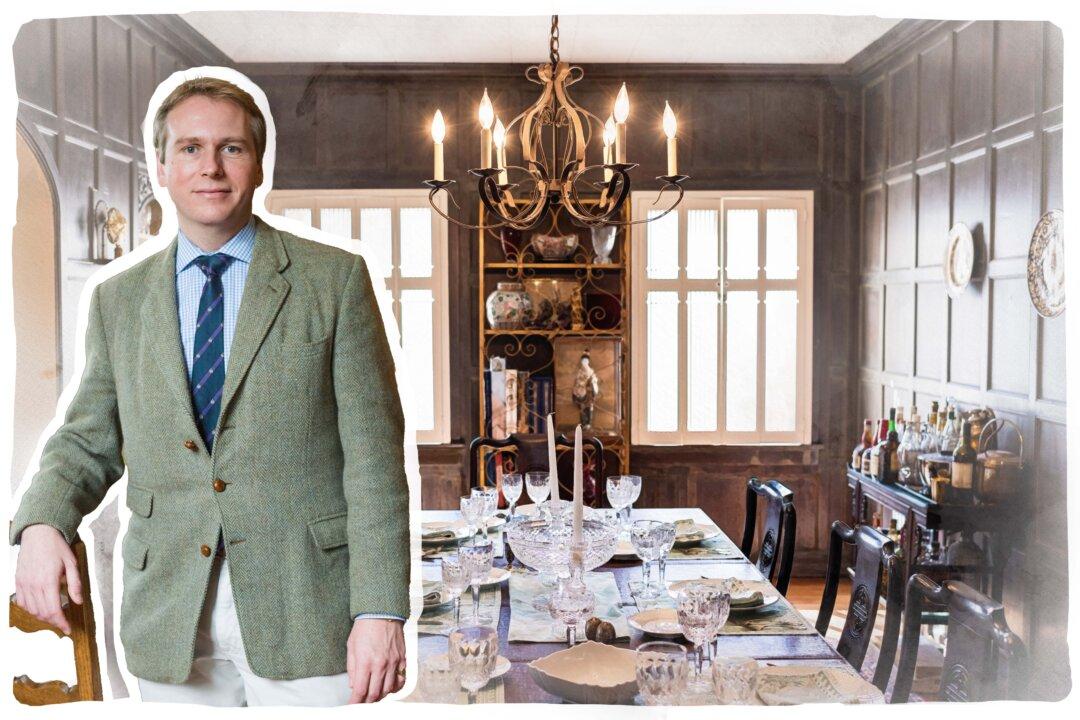 How to Host the Perfect Dinner Party, According to a British Butler